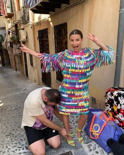 Julia Wieniawa-Narkiewicz feet photo thumbnail