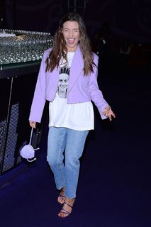 Julia Wieniawa-Narkiewicz feet photo thumbnail