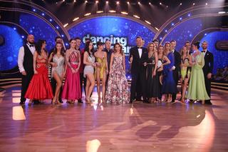 Julia Wieniawa-Narkiewicz feet photo thumbnail