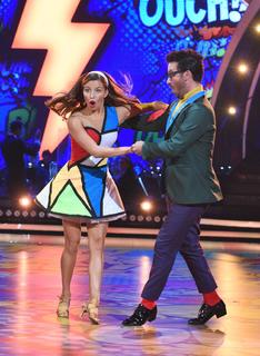 Julia Wieniawa-Narkiewicz feet photo thumbnail