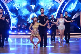 Julia Wieniawa-Narkiewicz feet photo thumbnail