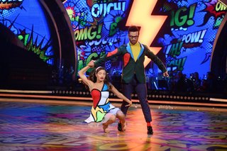 Julia Wieniawa-Narkiewicz feet photo thumbnail