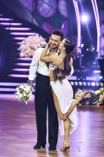 Julia Wieniawa-Narkiewicz feet photo thumbnail