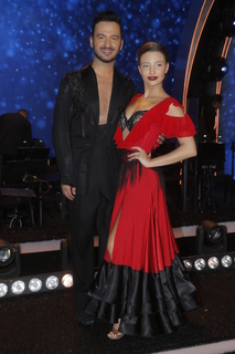 Julia Wieniawa-Narkiewicz feet photo thumbnail