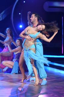 Julia Wieniawa-Narkiewicz feet photo thumbnail