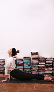 Julia Wieniawa-Narkiewicz feet photo thumbnail