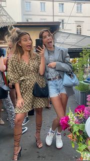 Julia Wieniawa-Narkiewicz feet photo thumbnail