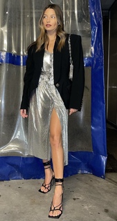 Julia Wieniawa-Narkiewicz feet photo thumbnail