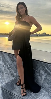 Julia Wieniawa-Narkiewicz feet photo thumbnail