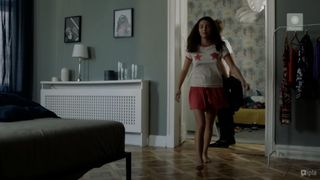 Julia Wieniawa-Narkiewicz feet photo thumbnail