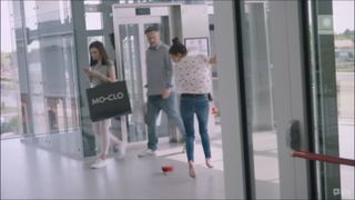 Julia Wieniawa-Narkiewicz feet photo thumbnail