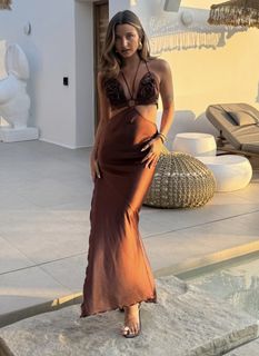 Julia Wieniawa-Narkiewicz feet photo thumbnail