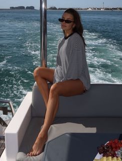 Julia Wieniawa-Narkiewicz feet photo 11