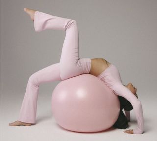 Julia Wieniawa-Narkiewicz feet photo 5