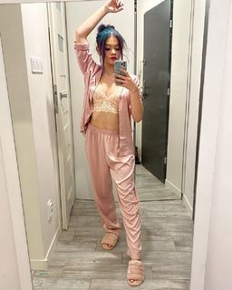 Julia Wróblewska feet photo 4