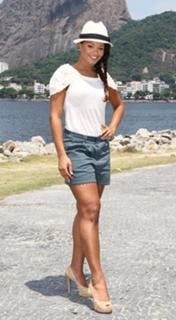 Juliana Alves feet photo 1