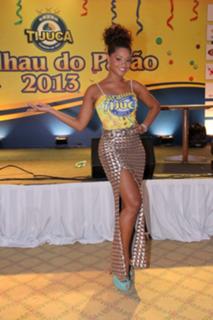 Juliana Alves feet photo 15