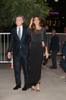 Juliana Awada feet photo 1