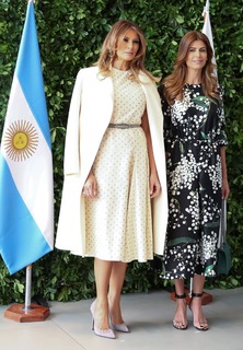 Juliana Awada feet photo 4