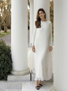 Juliana Awada feet photo 9
