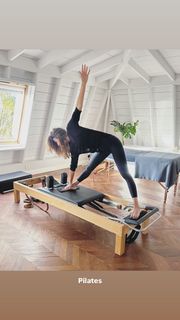 Juliana Awada feet photo 2