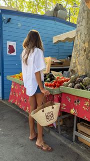 Juliana Awada feet photo 7