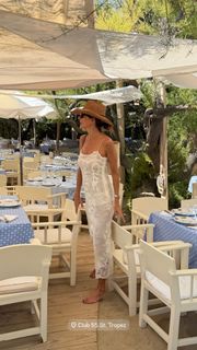 Juliana Awada feet photo 5