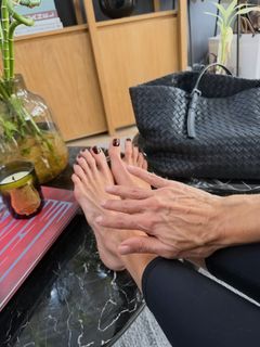 Juliana Awada feet photo 1