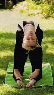 Juliana Didone feet photo thumbnail