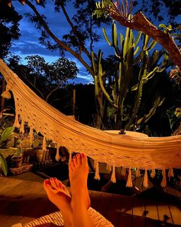 Juliana Didone feet photo thumbnail