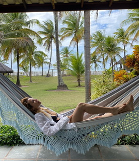 Juliana Didone feet photo thumbnail