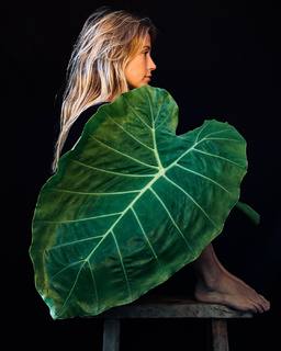 Juliana Didone feet photo thumbnail