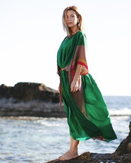 Juliana Didone feet photo thumbnail