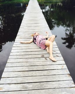 Juliana Didone feet photo thumbnail