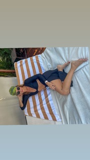 Juliana Didone feet photo thumbnail