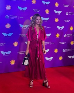 Juliana Didone feet photo thumbnail