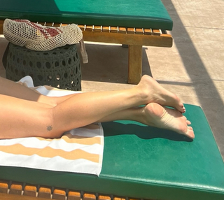 Juliana Didone feet photo thumbnail