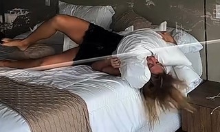 Juliana Didone feet photo thumbnail