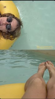 Juliana Didone feet photo 3
