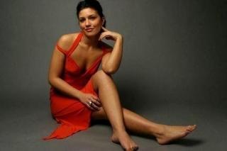Juliana Harkavy feet photo 3