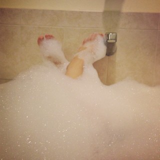 Juliana Harkavy feet photo 3
