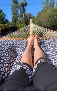 Juliana Harkavy feet photo 11