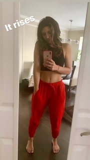 Juliana Harkavy feet photo 7
