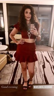 Juliana Harkavy feet photo 16
