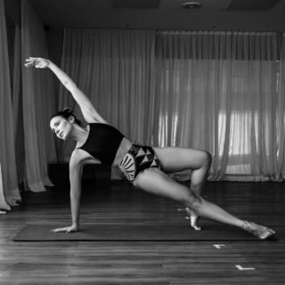 Juliana Knust feet photo 4