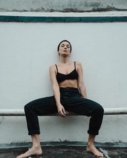 Juliana Lohmann feet photo 7