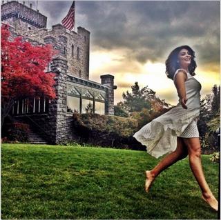 Juliana Paes feet photo thumbnail