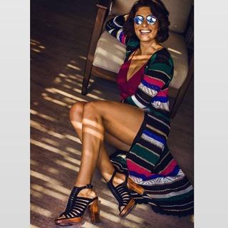Juliana Paes feet photo thumbnail