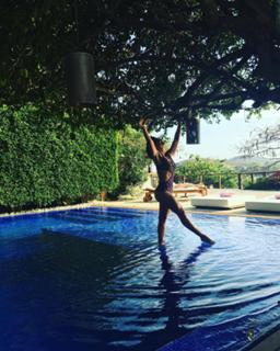 Juliana Paes feet photo thumbnail