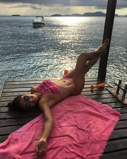 Juliana Paes feet photo thumbnail
